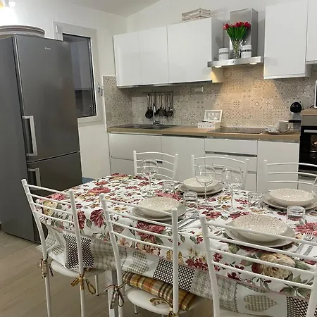 Casa Sa Menduledda I.u.n. R8933 * Orosei